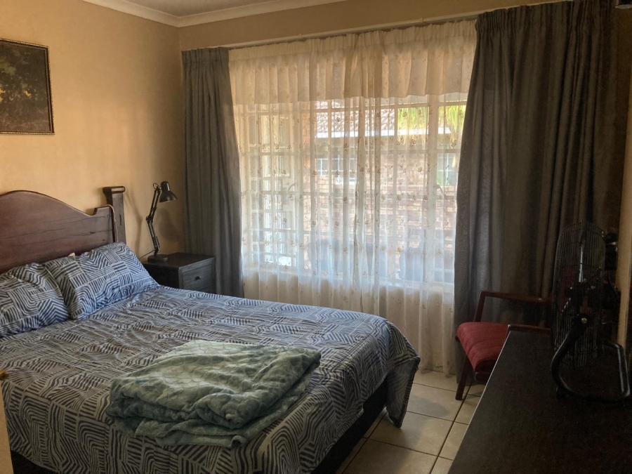 3 Bedroom Property for Sale in Geelhoutpark North West